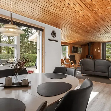 Troen - 3-8km From The Sea By Interhome Feriehus