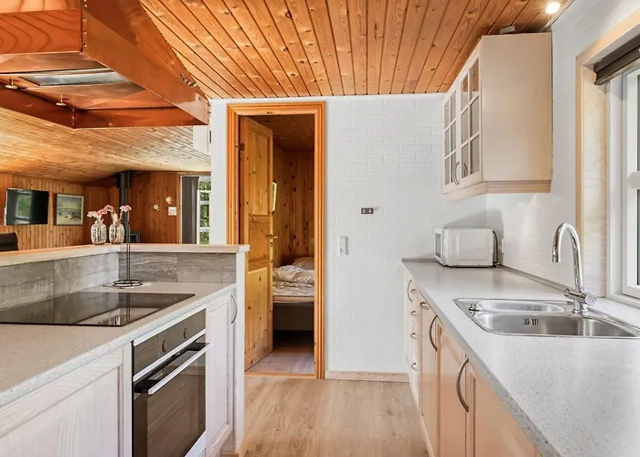 Troen - 3-8km From The Sea By Interhome Hébergement de vacances